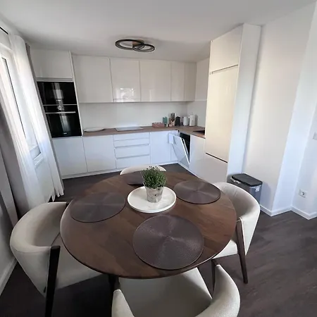 3 - Neu Renoviert
