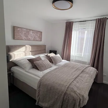 3 - Neu Renoviert Apartament Obertshausen