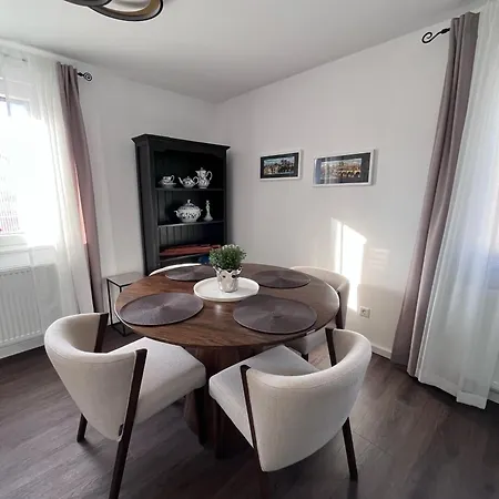 3 - Neu Renoviert Apartment Obertshausen