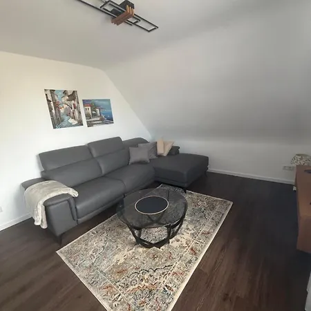 Apartment 3 - Neu Renoviert Obertshausen