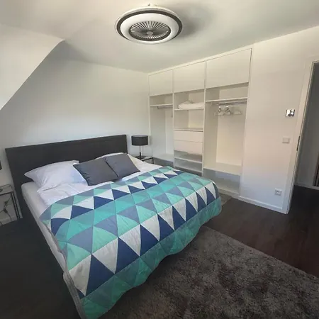 Apartment 3 - Neu Renoviert Obertshausen